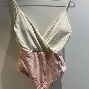 One piece swimsuit in white and light pink